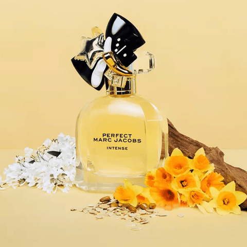 Marc Jacobs Women's Perfume Marc Jacobs Perfect Intense Eau de Parfum Women's Perfume Spray (30ml, 50ml, 100ml)