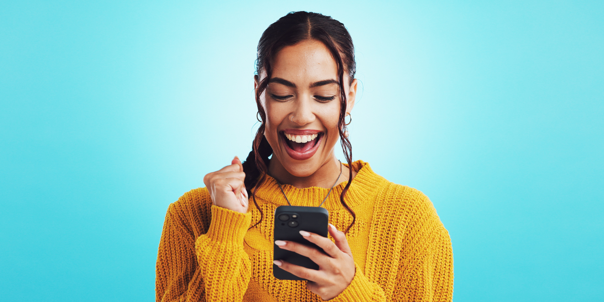 Savvy Splurging: How Fragrance Lovers Are Shopping Smarter in 2025