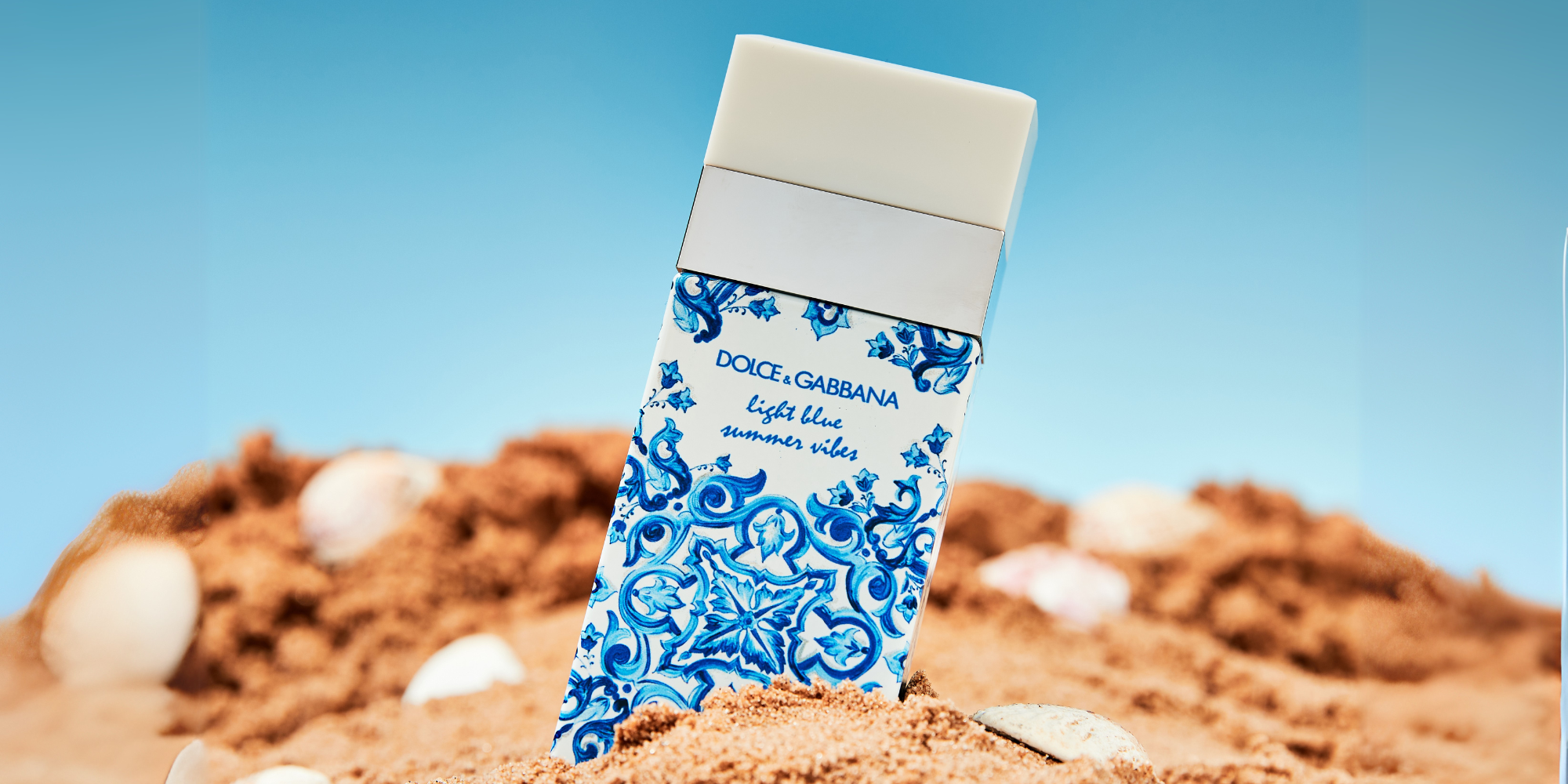 5 Clever Tips to Make Your Fragrance Last Longer in the Heat