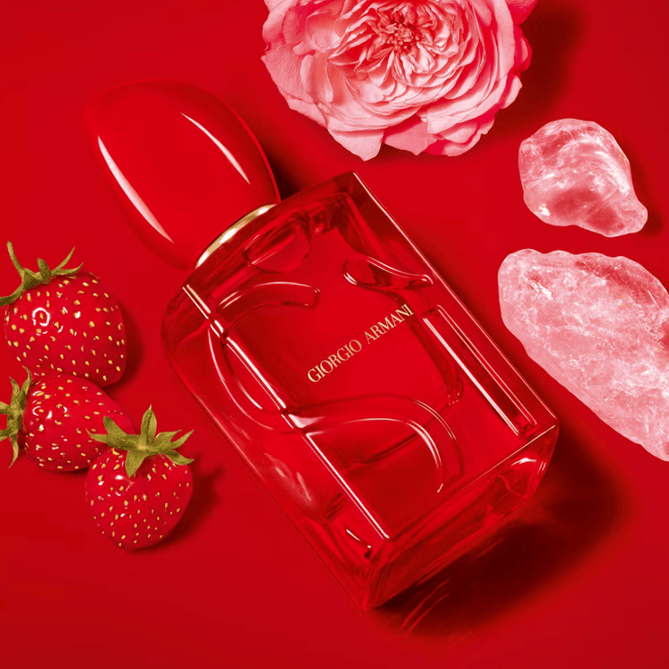 Armani Women's Perfume Armani Si Passione Red Musk Eau de Parfum Women's Perfume Spray (30ml, 50ml, 100ml)