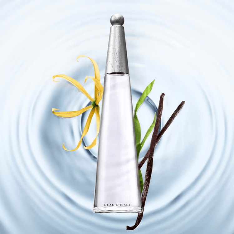 Issey Miyake Women's Perfume Issey Miyake L'Eau d'Issey Pour Femme Eau de Parfum Intense Women's Perfume Spray (30ml, 50ml, 100ml)