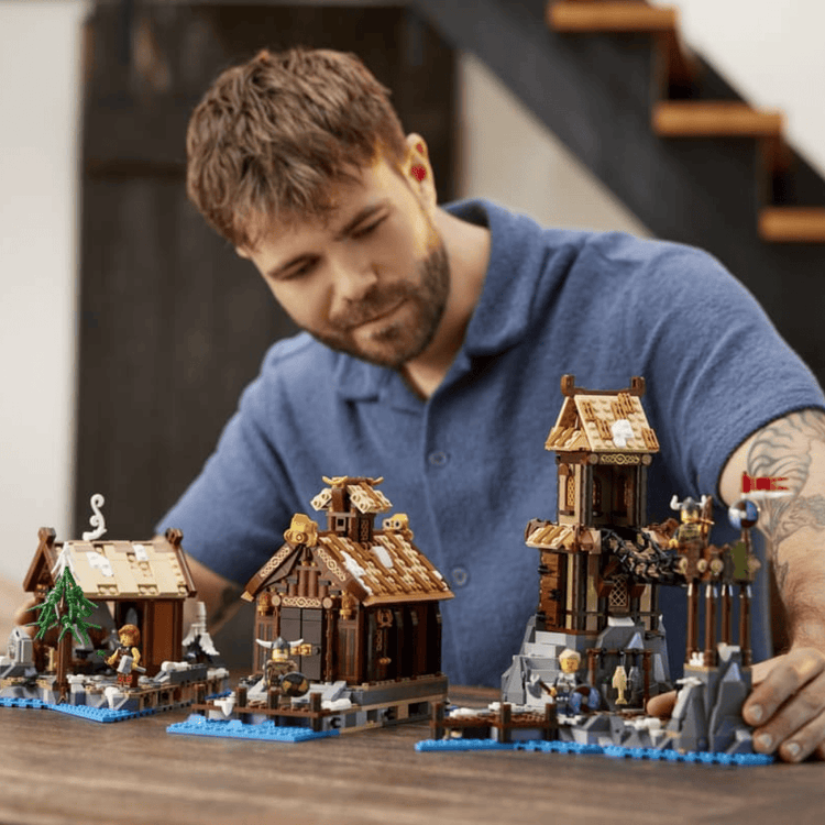 LEGO LEGO LEGO Ideas Viking Village (21343)