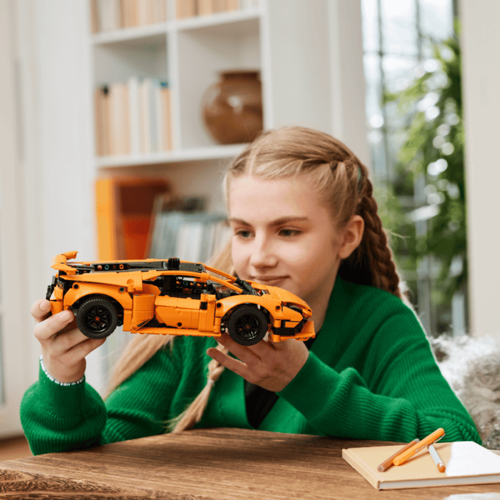 LEGO LEGO LEGO Technic Lamborghini Huracán Tecnica Orange (42196)