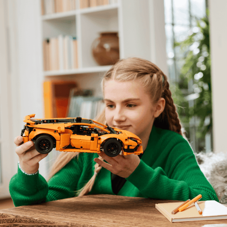 LEGO LEGO LEGO Technic Lamborghini Huracán Tecnica Orange (42196)
